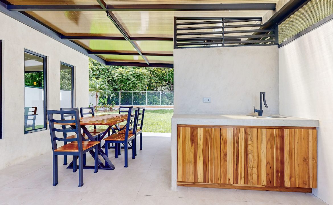 BEAUTIFUL BRAND NEW 3 BEDROOM HOME IN CENTRAL UVITA, Uvita, Costa Rica — photo 8