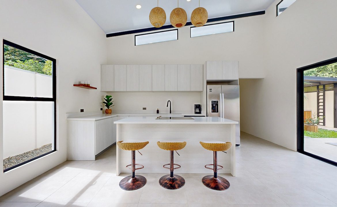 BEAUTIFUL BRAND NEW 3 BEDROOM HOME IN CENTRAL UVITA