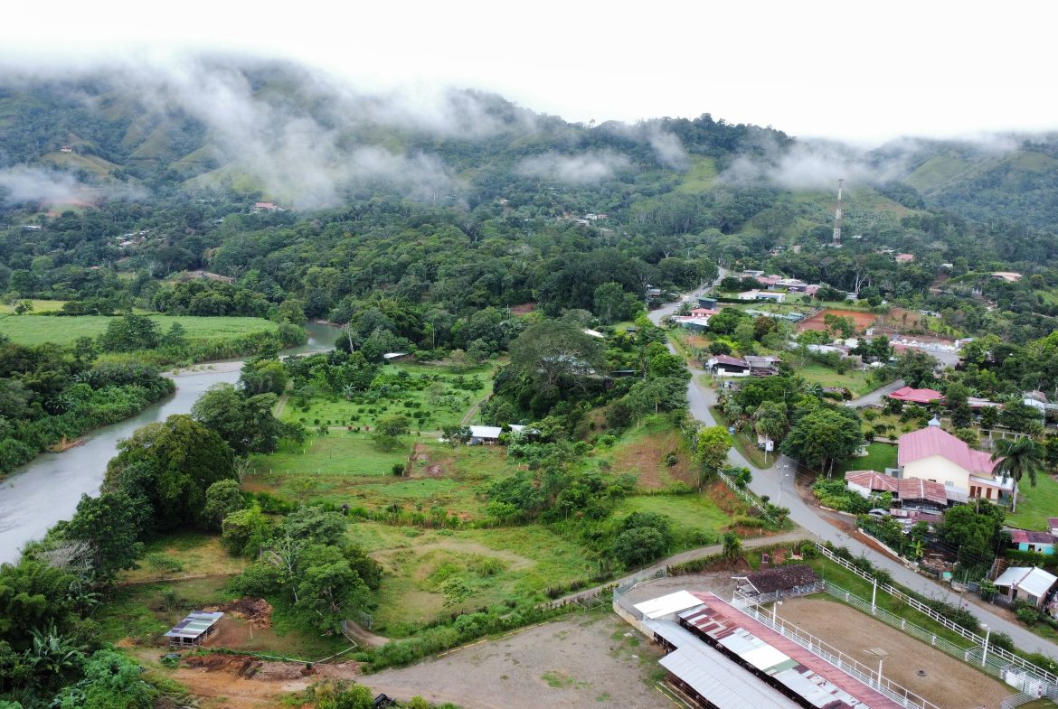 PRIME RESIDENTIAL & COMMERCIAL DEVELOPMENT LAND WITH RIVER FRONTAGE – 2.3 ACRES
