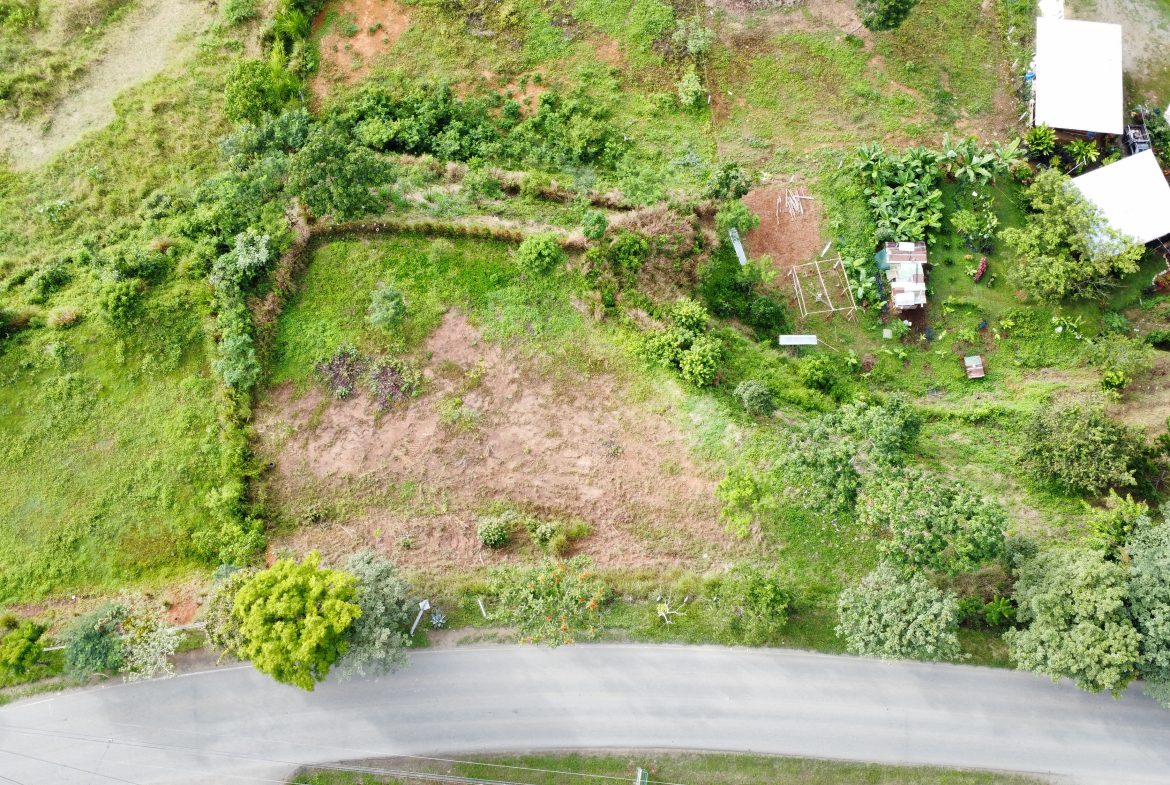 PRIME RESIDENTIAL & COMMERCIAL DEVELOPMENT LAND WITH RIVER FRONTAGE – 2.3 ACRES