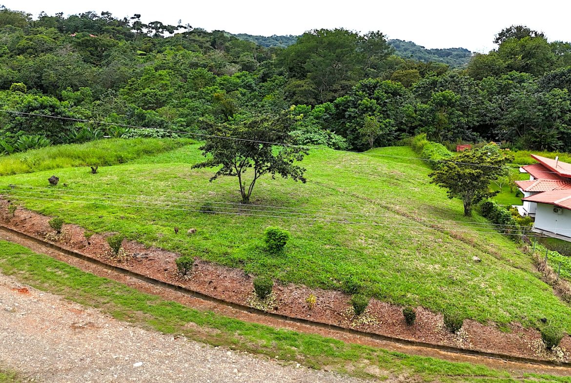 MOUNTAIN VIEW PROPERTY – PHASE 11 LOT 25 – 1.67 Acres