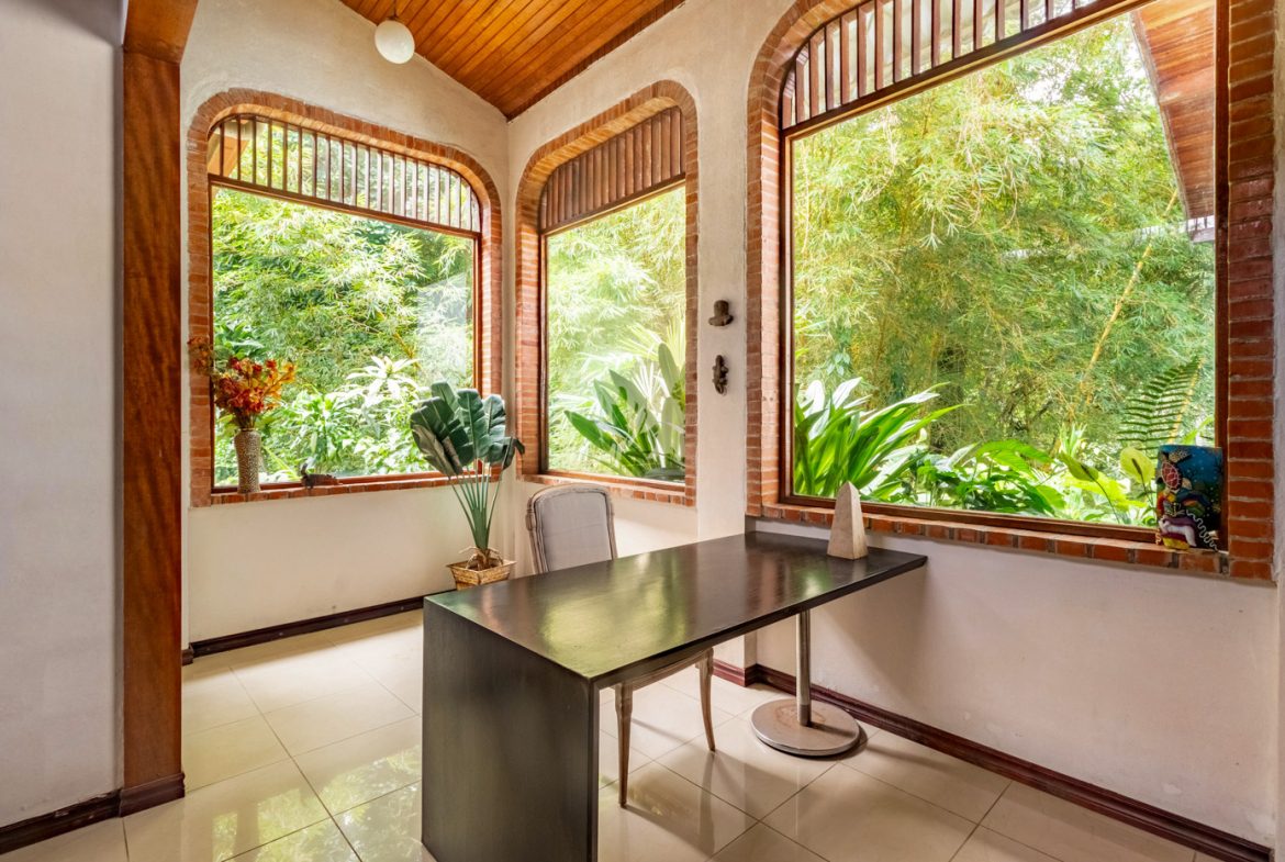 LUXURIOUS 4 BEDROOM HOME PLUS GUEST HOUSE WITH JUNGLE AND RIVER – 1.44 ACRES