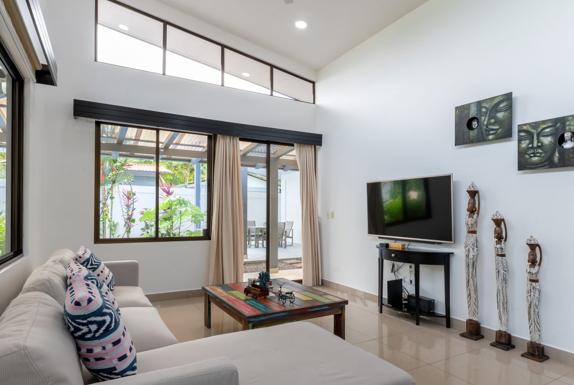 INTRODUCING CASA MIA: YOUR TROPICAL 3-BEDROOM HOME IN BAHÍA, Uvita, Costa Rica — photo 8