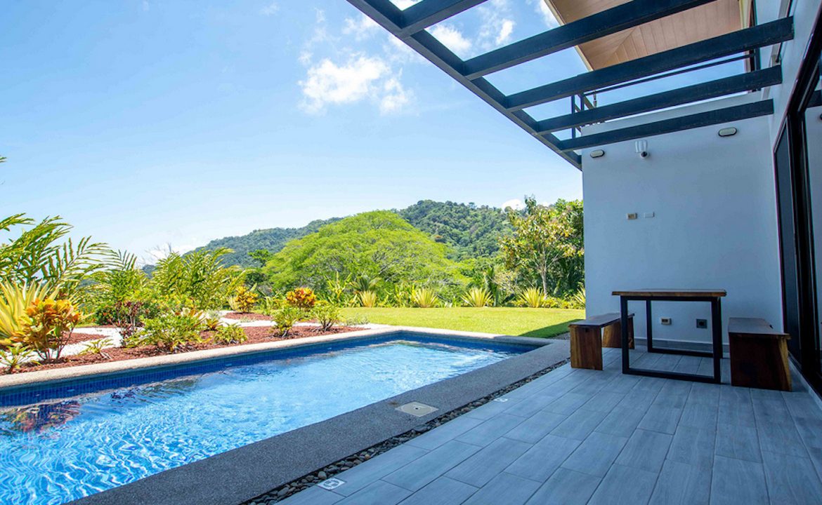 OCEAN VIEW HOME IN ESCALERAS NEAR DOMINICAL – 1.77 ACRES