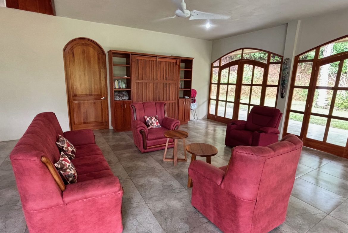 3-BEDROOM MOUNTAIN VIEW HOME WITH NATURE AND RIVER AROUND – 14 ACRES, Uvita, Costa Rica — photo 5