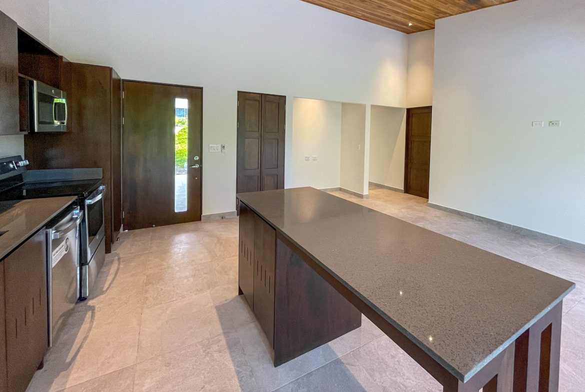 3-BEDROOM HOME WITH POOL AND EASY ACCESS IN OJOCHAL, Uvita, Costa Rica — photo 3