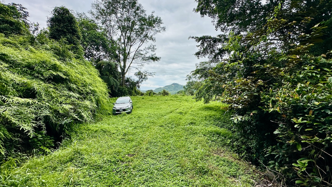 osa-tropical-properties Ocean view lot for sale in Tres Rios 4029 68 PRIVATE OCEAN & MOUNTAIN VIEW LOT IN GATED COMMUNITY – 4.16 ACRES
