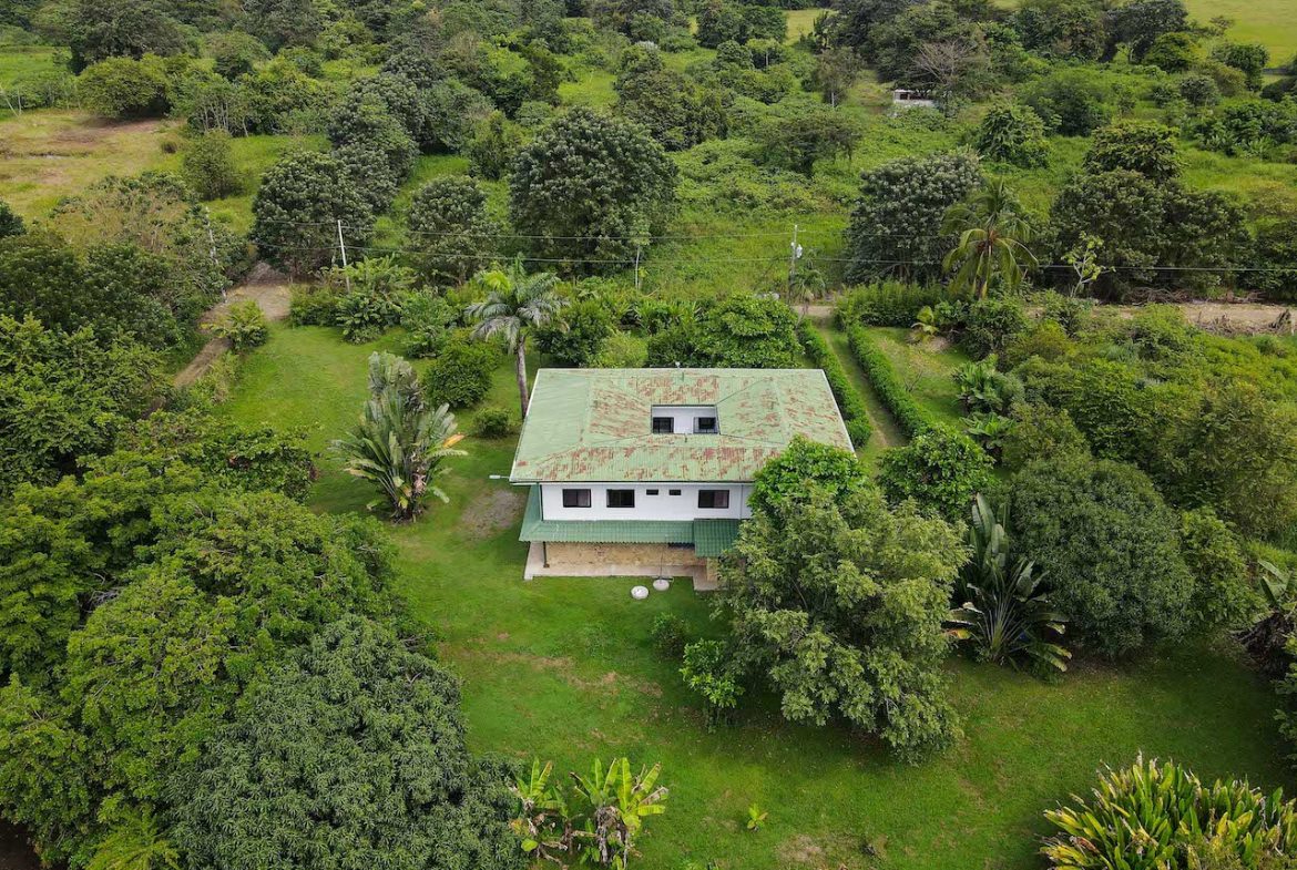 HOME AND APARTMENT WALKING DISTANCE TO THE BEACH – 1.3 ACRES, Uvita, Costa Rica — photo 6