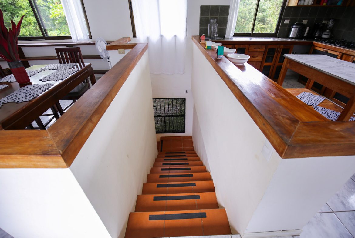 HOME AND APARTMENT WALKING DISTANCE TO THE BEACH – 1.3 ACRES