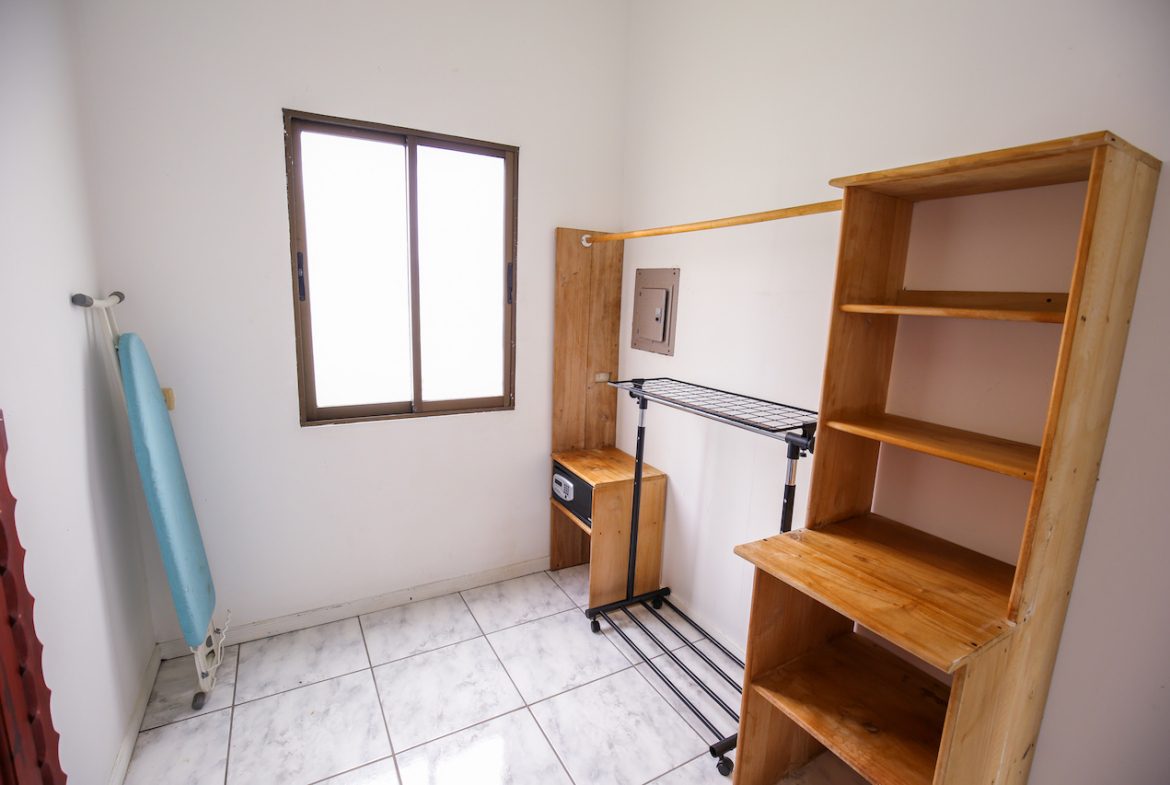 HOME AND APARTMENT WALKING DISTANCE TO THE BEACH – 1.3 ACRES