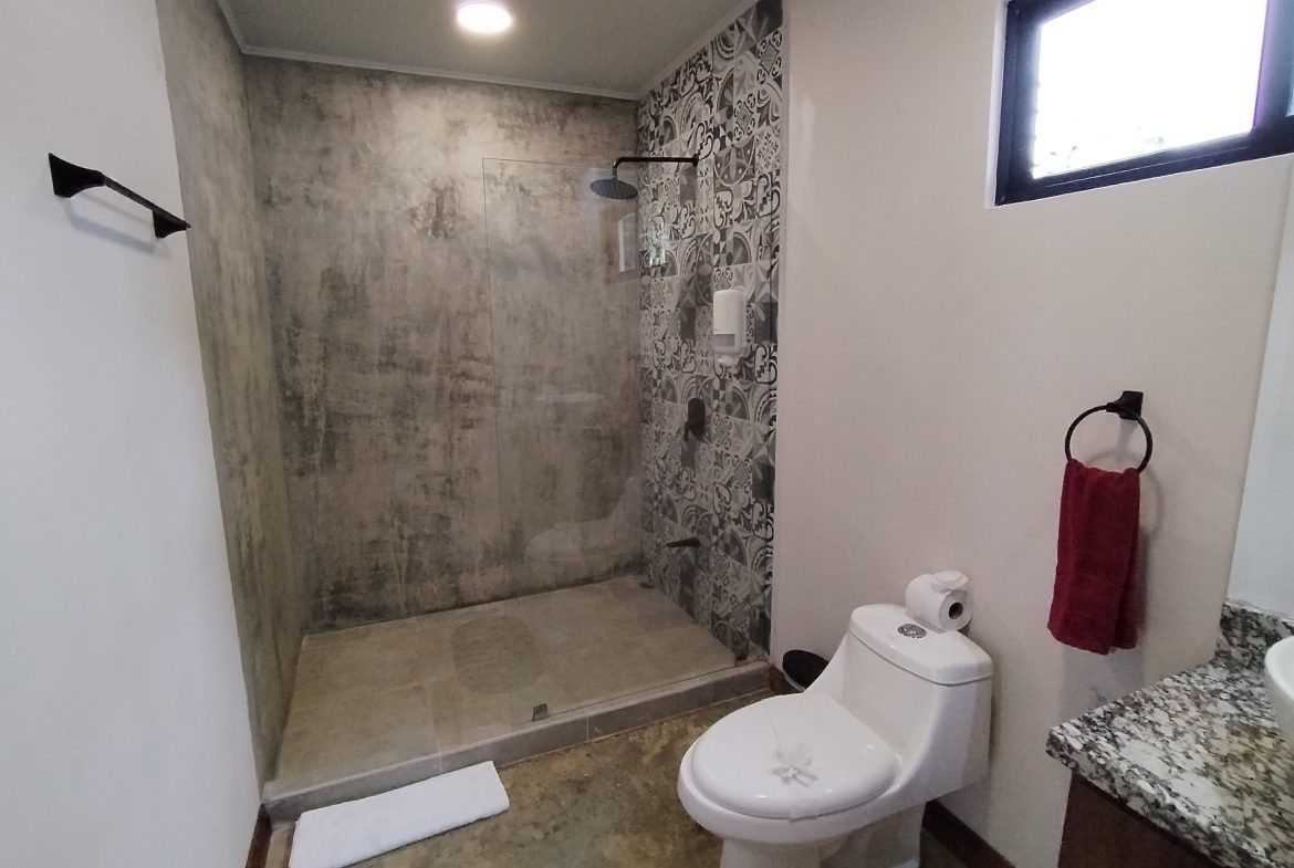 TWO-STORY 3-BEDROOM COMTEMPORARY HOME CLOSE TO THE WHALE TAIL