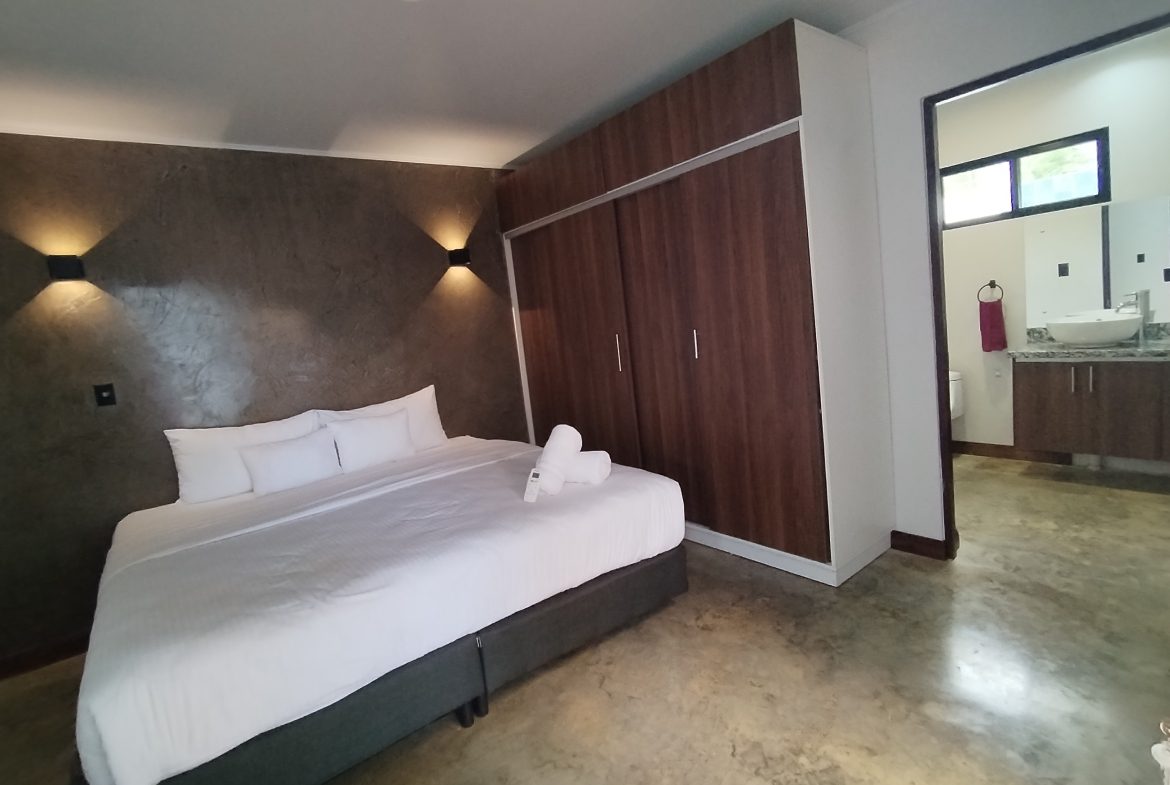 TWO-STORY 3-BEDROOM COMTEMPORARY HOME CLOSE TO THE WHALE TAIL