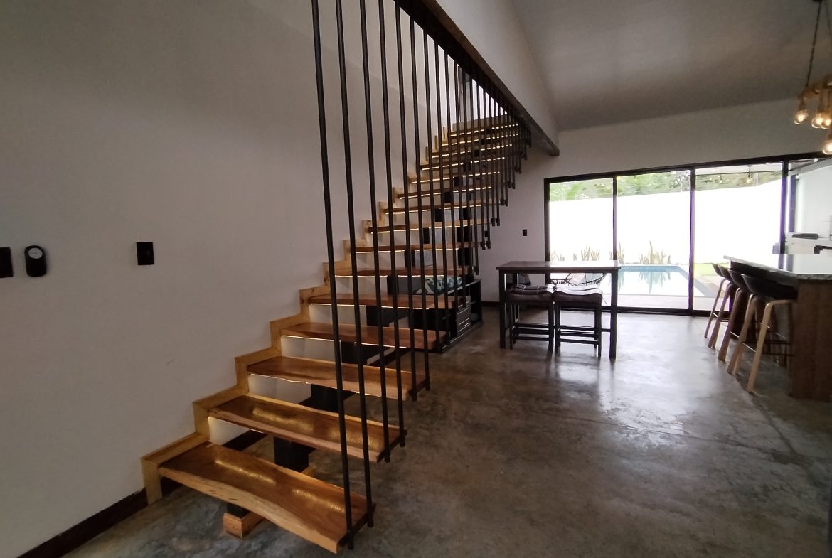 TWO-STORY 3-BEDROOM COMTEMPORARY HOME CLOSE TO THE WHALE TAIL, Uvita, Costa Rica — photo 5
