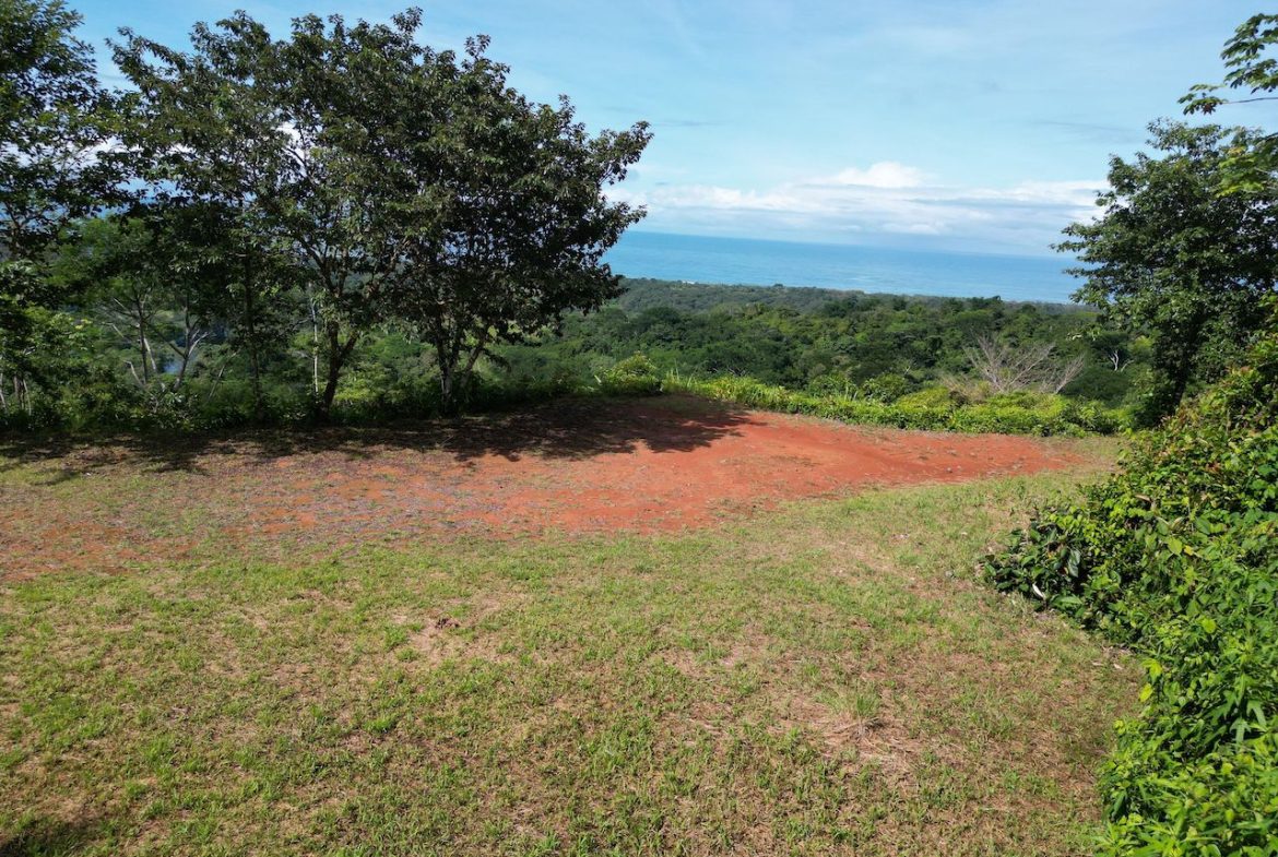 OCEAN VIEW LOT IN GATED COMMUNITY  – 3.73 ACRES