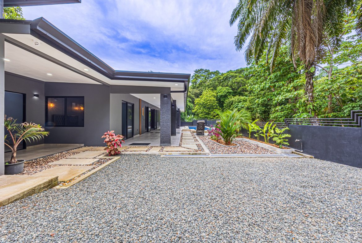 BRAND NEW 3-BEDROOM HOME PLUS EXTRA LAND TO DEVELOP – 0.26 ACRES