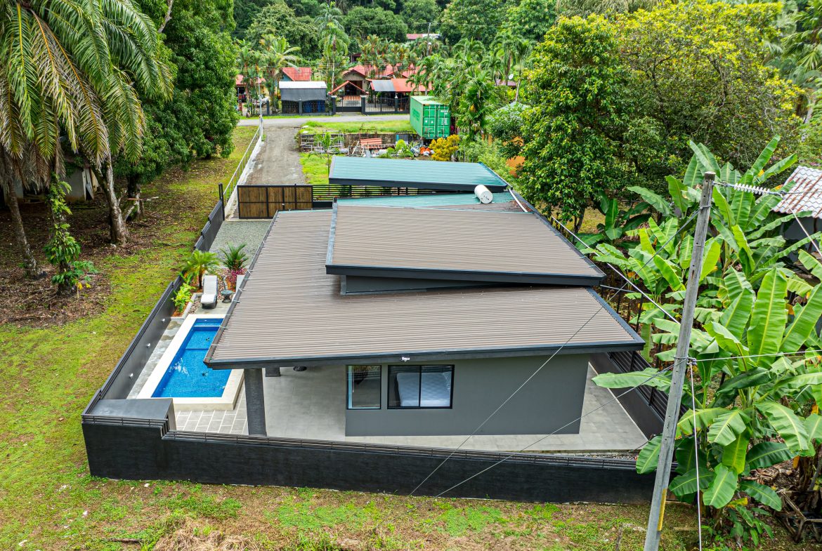 BRAND NEW 3-BEDROOM HOME PLUS EXTRA LAND TO DEVELOP – 0.26 ACRES, Uvita, Costa Rica — photo 3