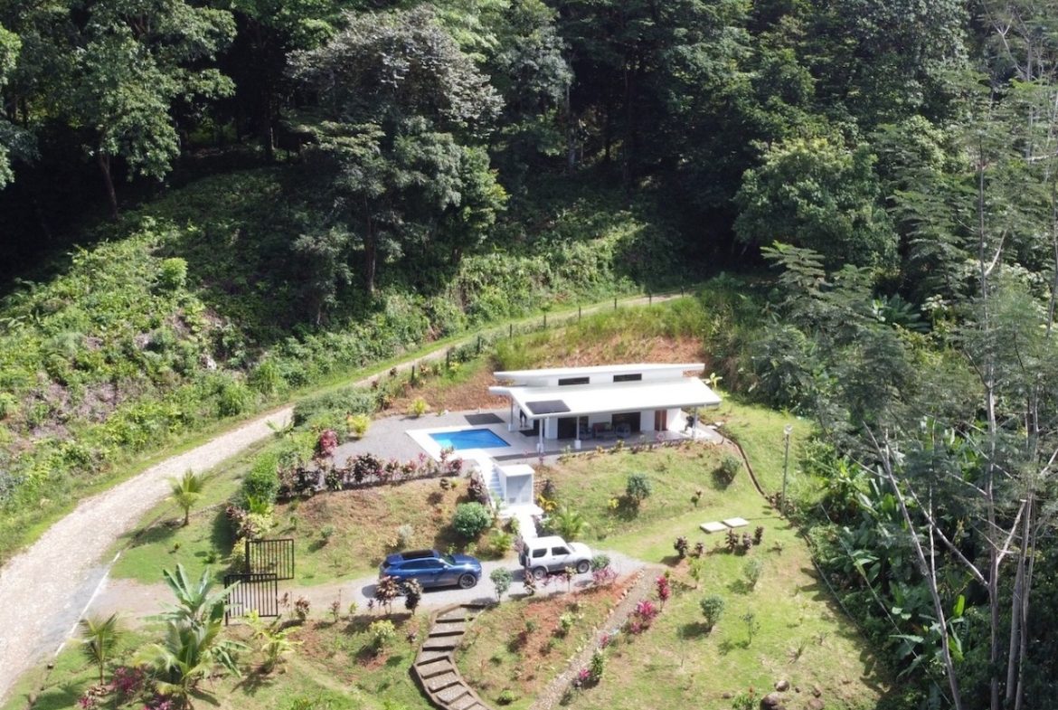 HOME FOR SALE IN OJOCHAL – 2 BEDROOM & 2 BATHS WITH POOL AND JUNGLE VIEWS, Uvita, Costa Rica — photo 5