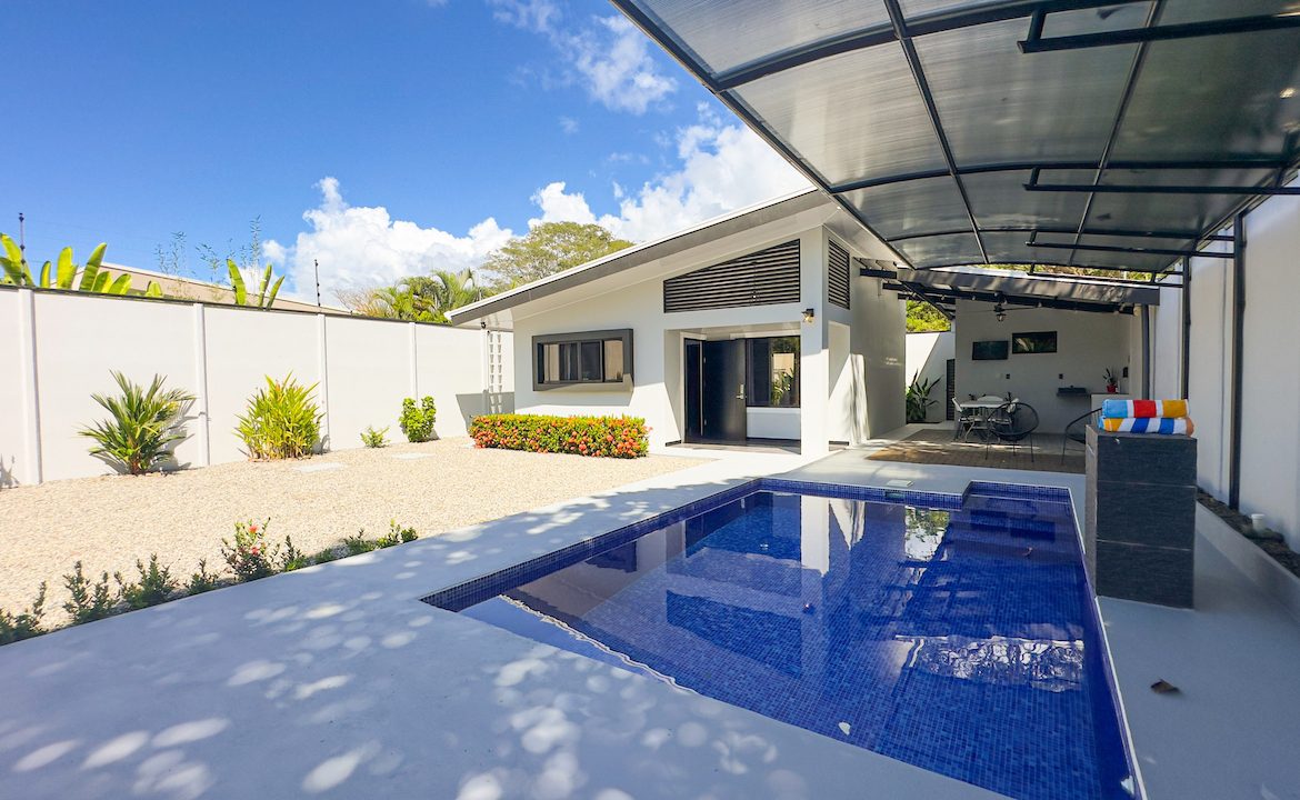 1 BEDROOM HOME WITH POOL AND ROOM TO EXPAND, Uvita, Costa Rica — photo 6