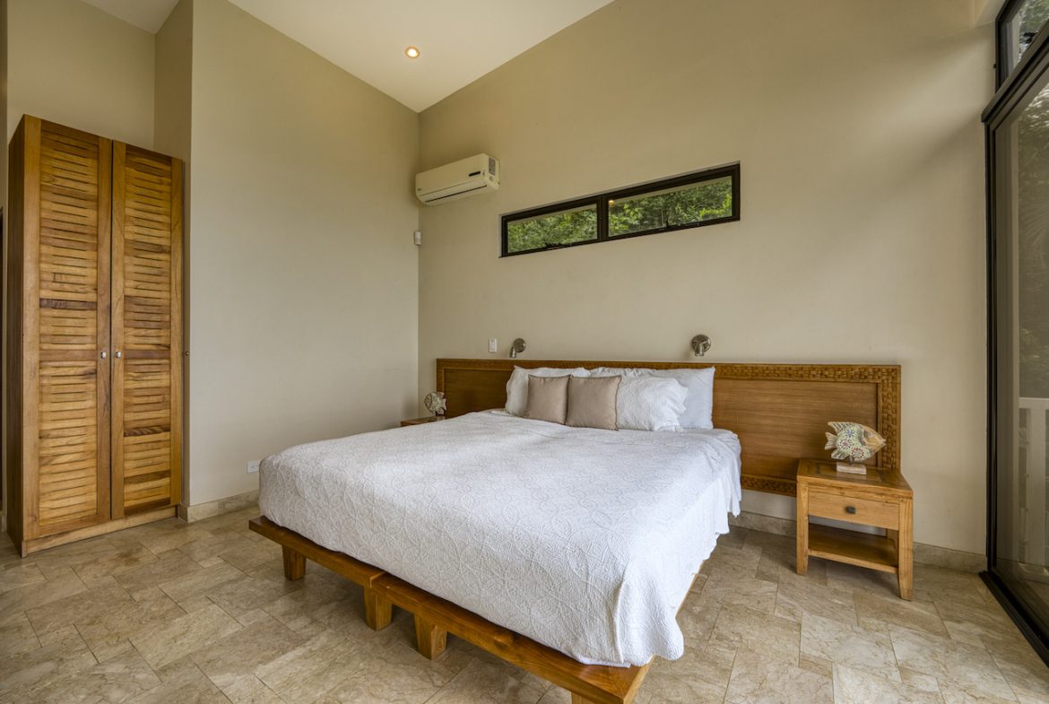 WHALE TAIL AND AMAZING OCEAN VIEWS 2 BEDROOM HOME FOR SALE