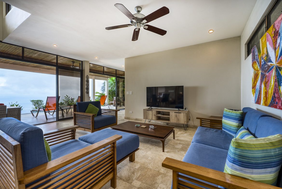 WHALE TAIL AND AMAZING OCEAN VIEWS 2 BEDROOM HOME FOR SALE