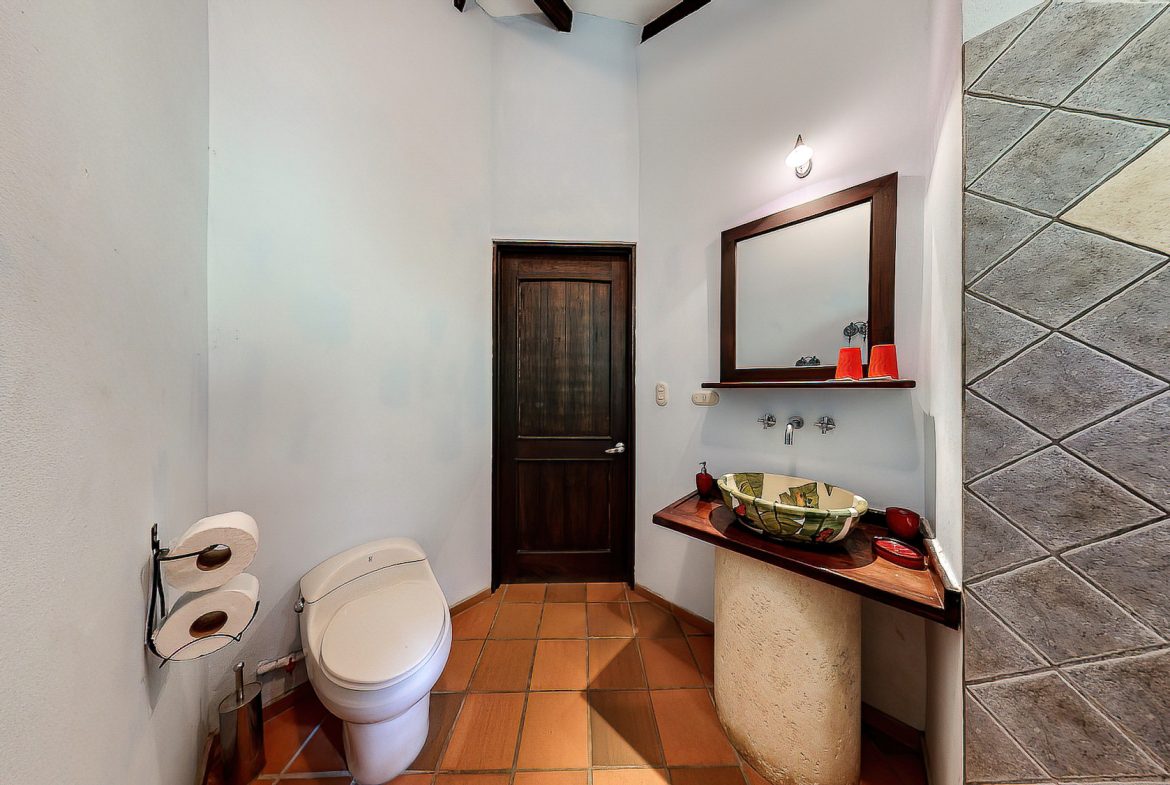 Boutique Lodge Retreat Walking Distance to Uvita River