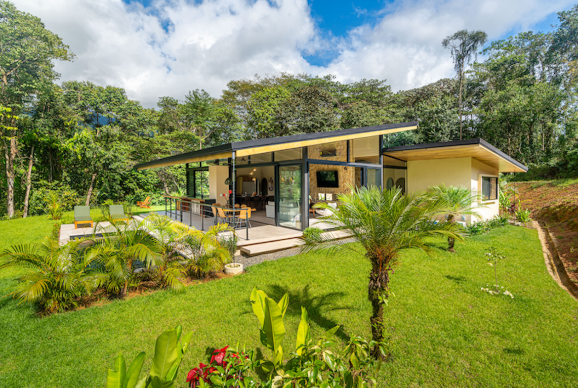 BEAUTIFUL MODERN JUNGLE HOME IN OJOCHAL, Uvita, Costa Rica — photo 4