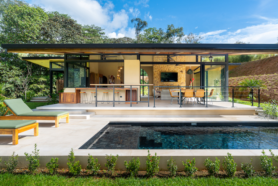 BEAUTIFUL MODERN JUNGLE HOME IN OJOCHAL, Uvita, Costa Rica — photo 2