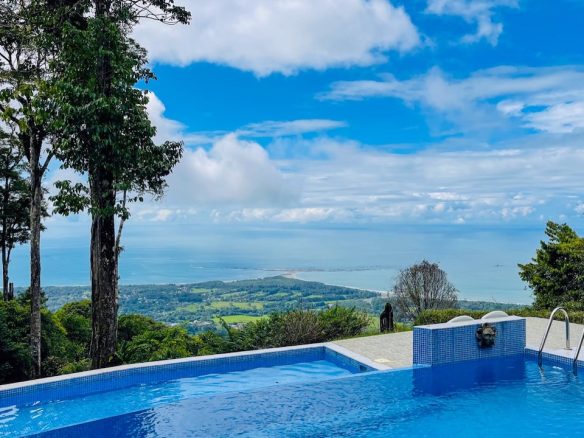 TWO HOUSES WITH AMAZING OCEAN VIEWS + GUEST HOUSE AND ADDITIONAL BUILDING SITES – 13 ACRES, Uvita, Costa Rica — photo 3