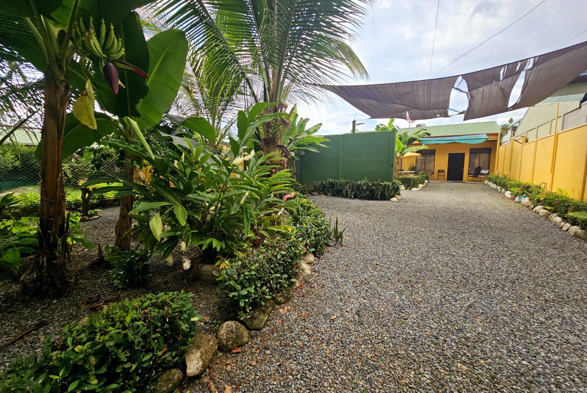 TWO INCOME-GENERATING APARTMENTS FOR SALE IN UVITA