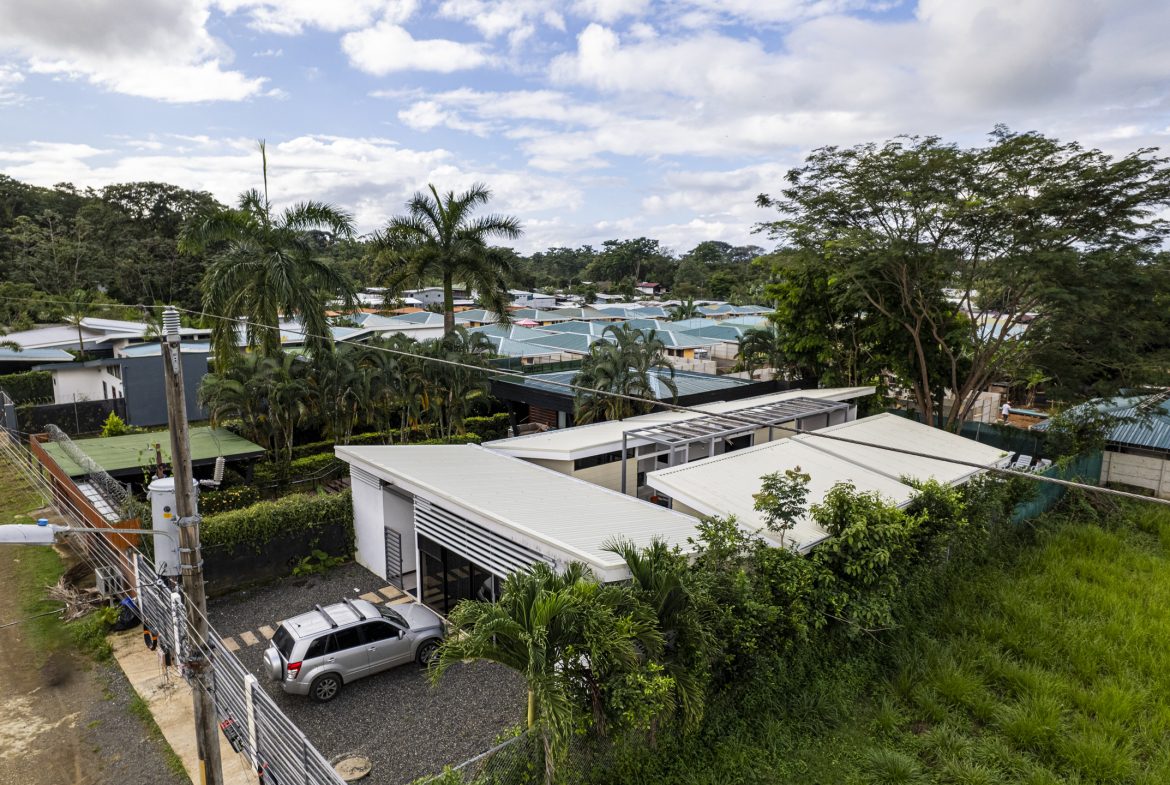 BRAND NEW BUNGALOWS IN UVITA – PRIME LOCATION | 5 BEDROOMS – 5 BATHS | 0.12 ACRES