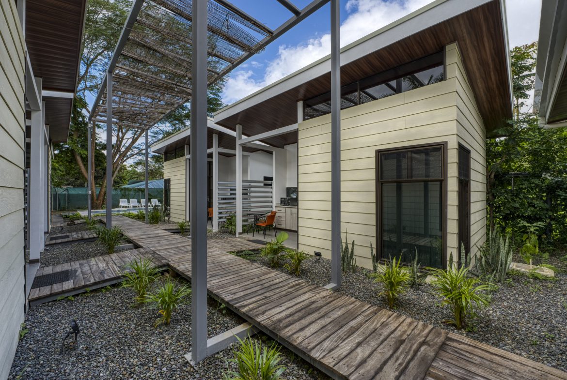 BRAND NEW BUNGALOWS IN UVITA – PRIME LOCATION | 5 BEDROOMS – 5 BATHS | 0.12 ACRES