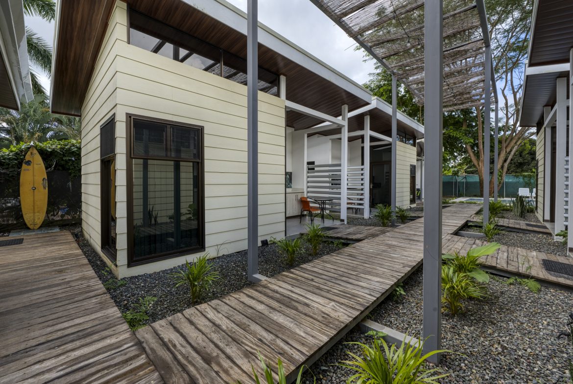 BRAND NEW BUNGALOWS IN UVITA – PRIME LOCATION | 5 BEDROOMS – 5 BATHS | 0.12 ACRES