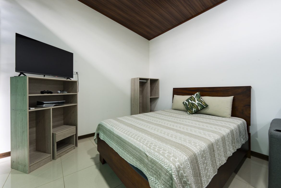BRAND NEW BUNGALOWS IN UVITA – PRIME LOCATION | 5 BEDROOMS – 5 BATHS | 0.12 ACRES