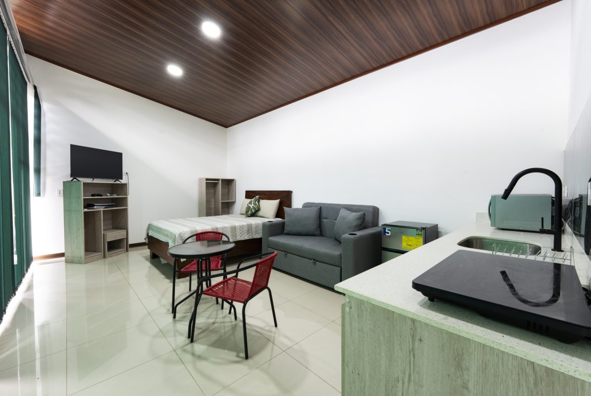 BRAND NEW BUNGALOWS IN UVITA – PRIME LOCATION | 5 BEDROOMS – 5 BATHS | 0.12 ACRES