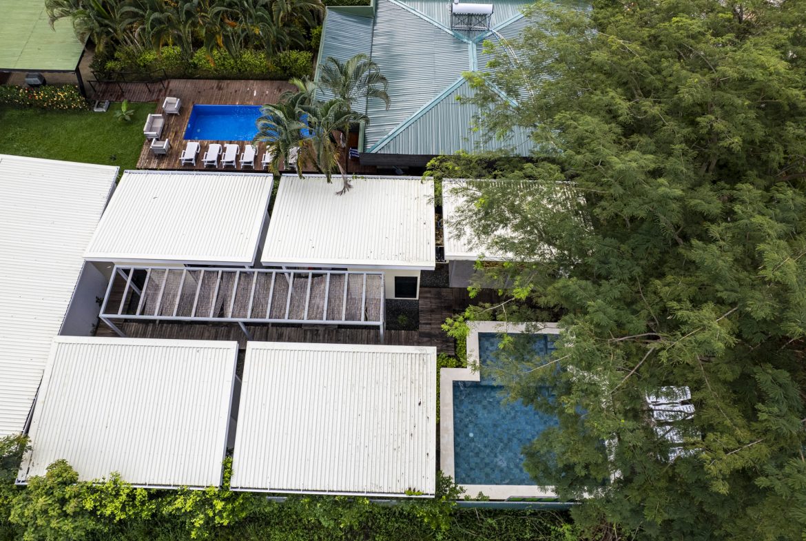 BRAND NEW BUNGALOWS IN UVITA – PRIME LOCATION | 5 BEDROOMS – 5 BATHS | 0.12 ACRES