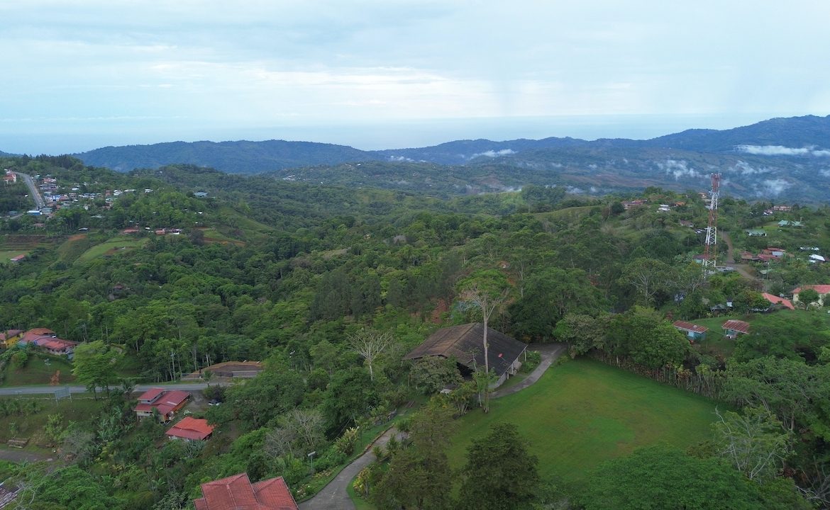 OCEAN AND MOUNTAIN VIEW PROPERTY  – 284 ACRES