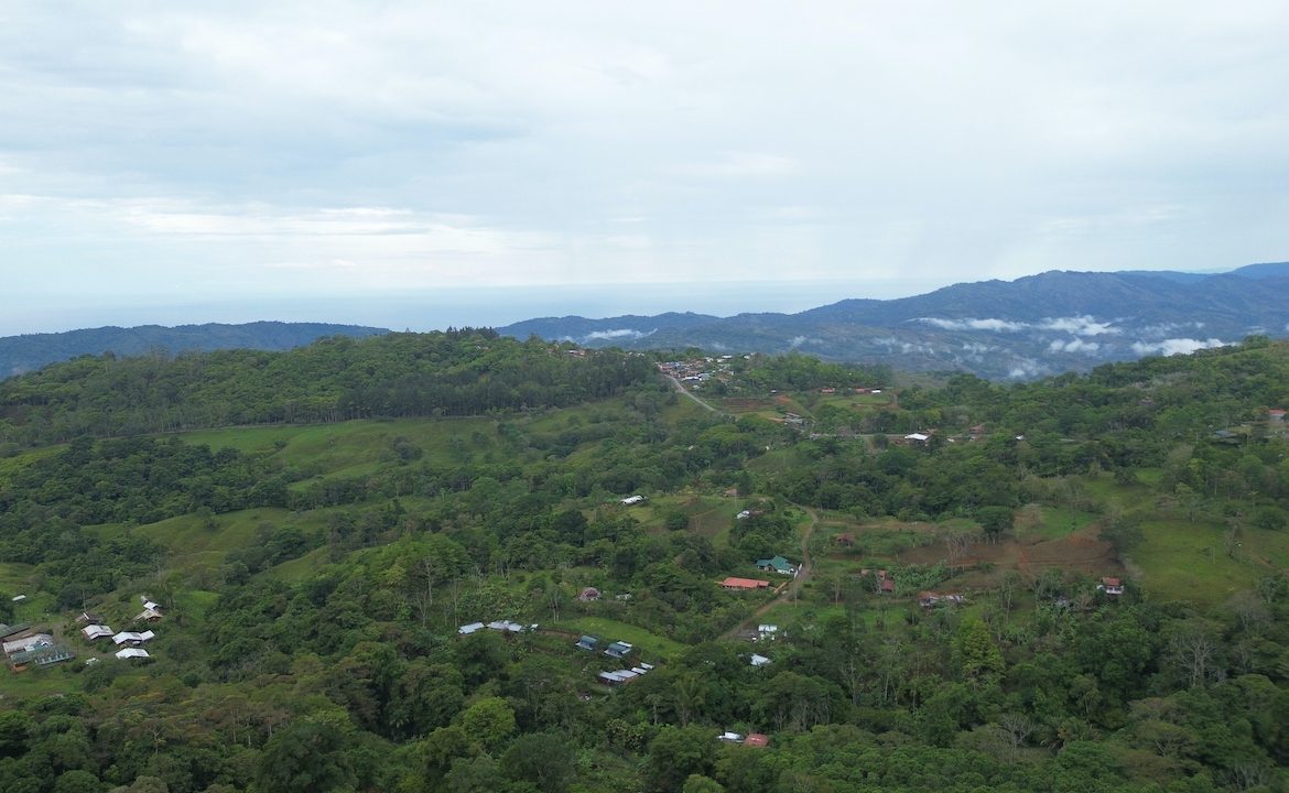 OCEAN AND MOUNTAIN VIEW PROPERTY  – 284 ACRES