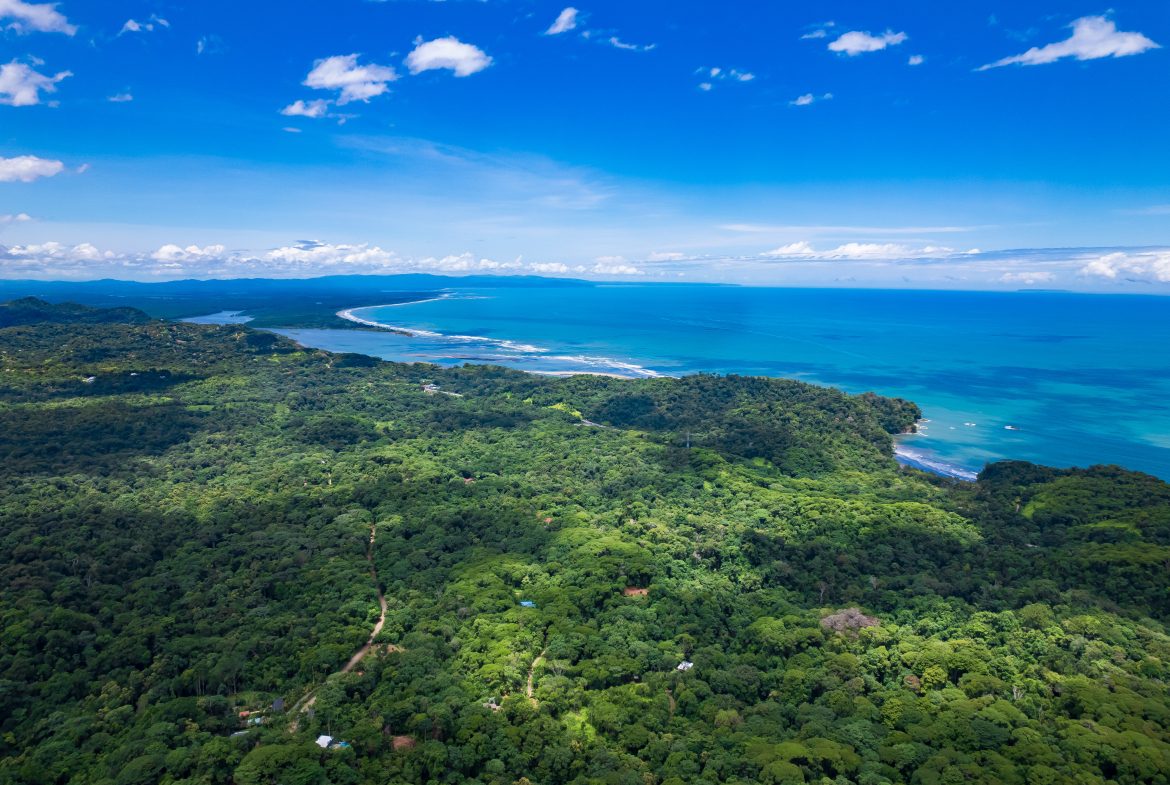 STUNNING OCEAN-VIEW LOT WITH TRANQUIL SURROUNDINGS – 0.5 ACRES