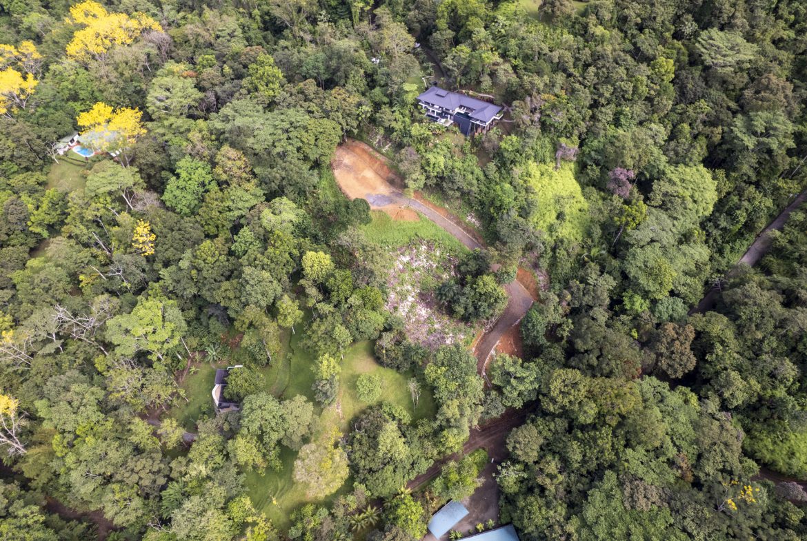 PRIME OCEAN VIEW PARCEL IN UVITA : A RARE COASTAL GEM – 1.9 ACRES