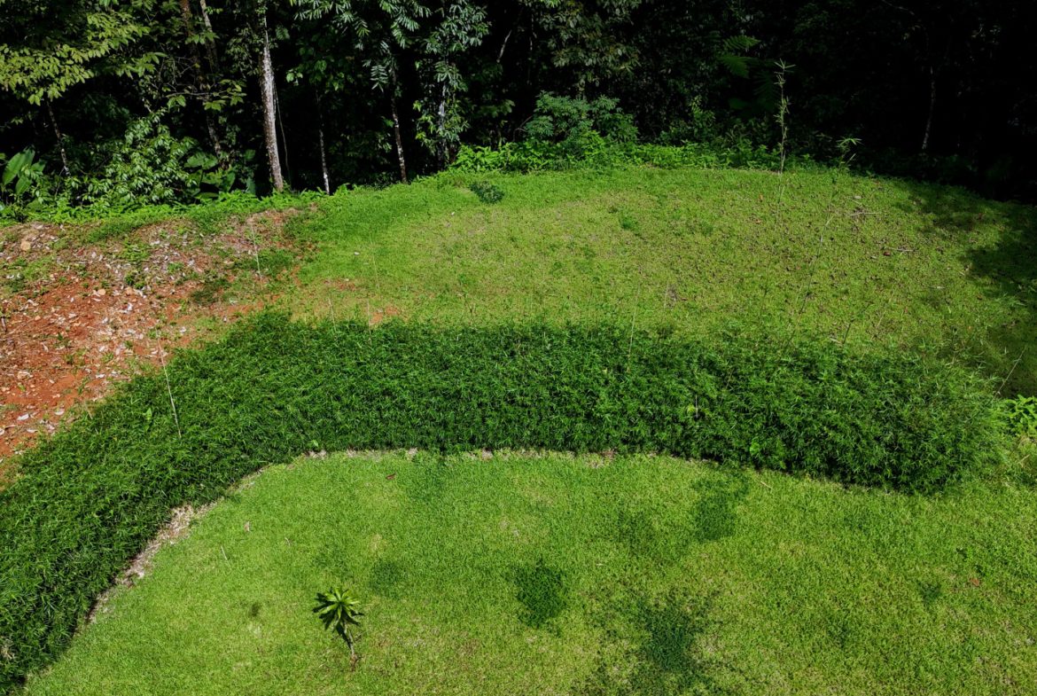 5-MINUTE DRIVE TO UVITA LOT – 0.23 ACRES