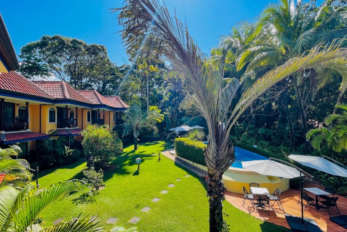 ONE OF A KIND LUXURY BOUTIQUE HOTEL WITH OCEAN AND JUNGLE VIEWS