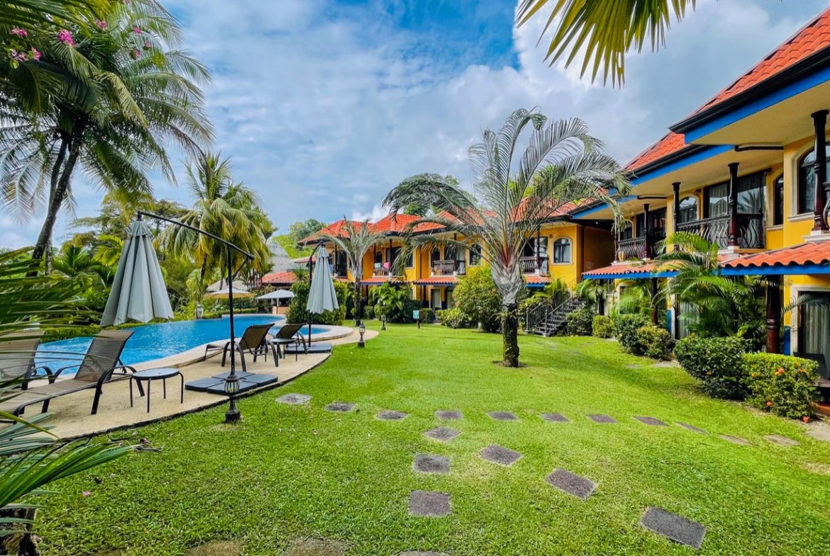 ONE OF A KIND LUXURY BOUTIQUE HOTEL WITH OCEAN AND JUNGLE VIEWS