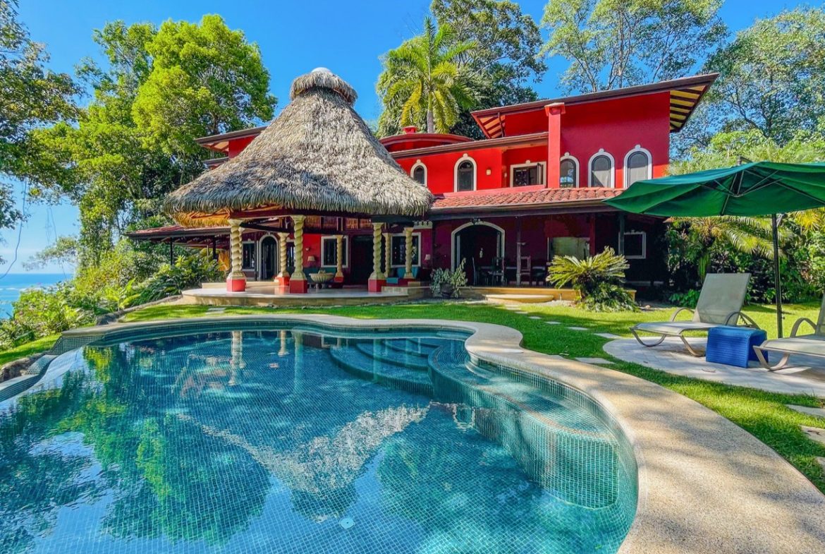BEACHFRONT COLONIAL ESTATE IN ESCALERAS, Uvita, Costa Rica — photo 6