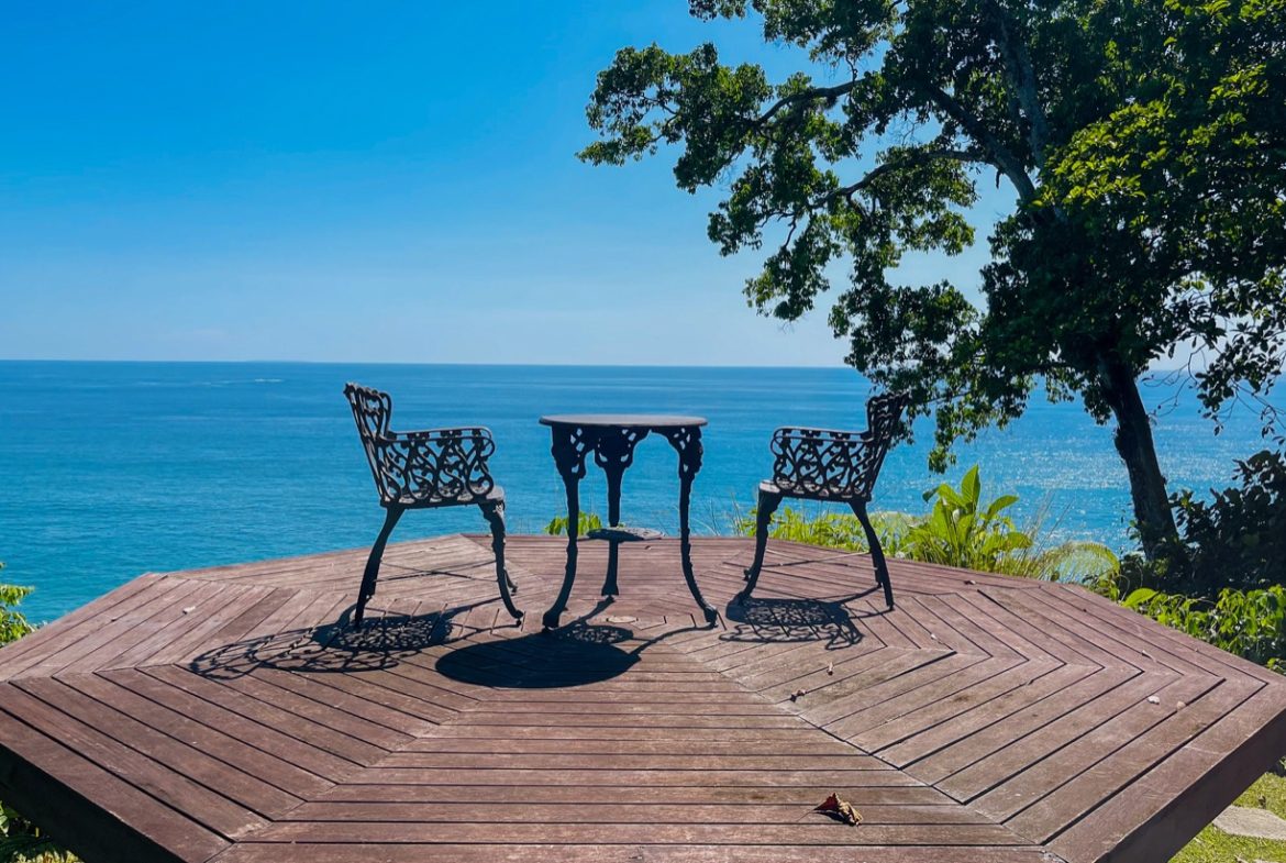 BEACHFRONT COLONIAL ESTATE IN ESCALERAS, Uvita, Costa Rica — photo 3