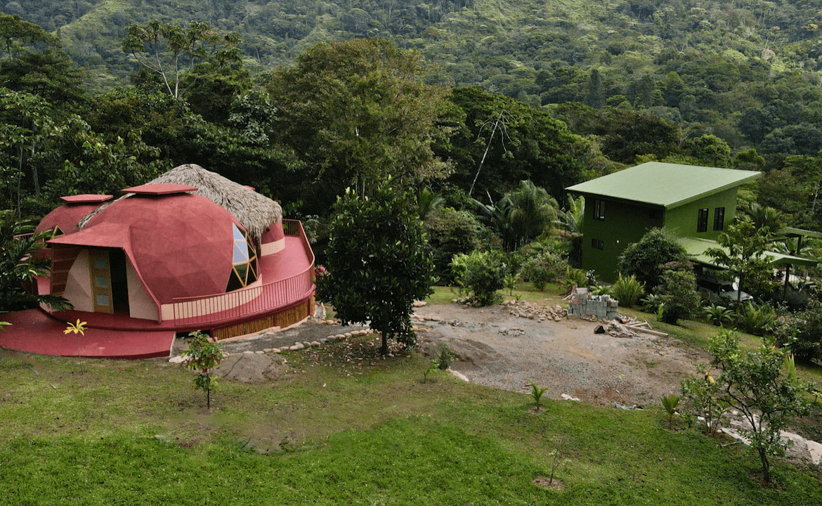 A HOLISTIC SANCTUARY IN SERENITY GARDENS – 1.03 ACRES