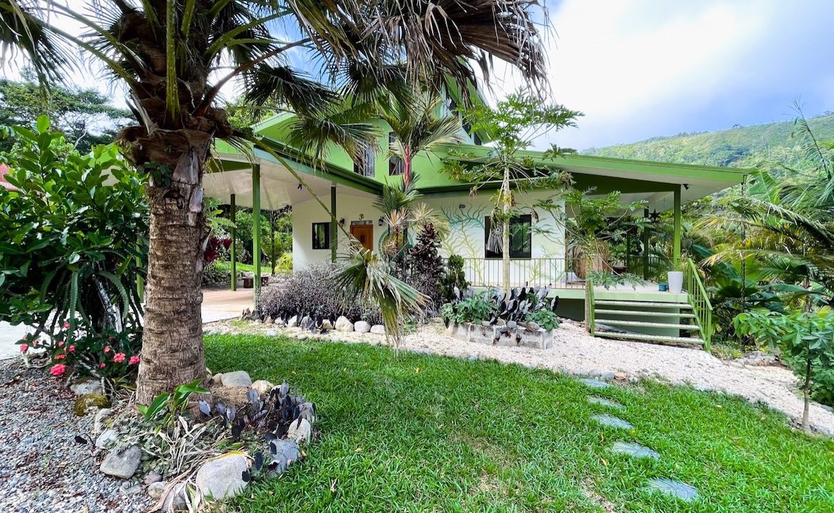 A HOLISTIC SANCTUARY IN SERENITY GARDENS – 1.03 ACRES