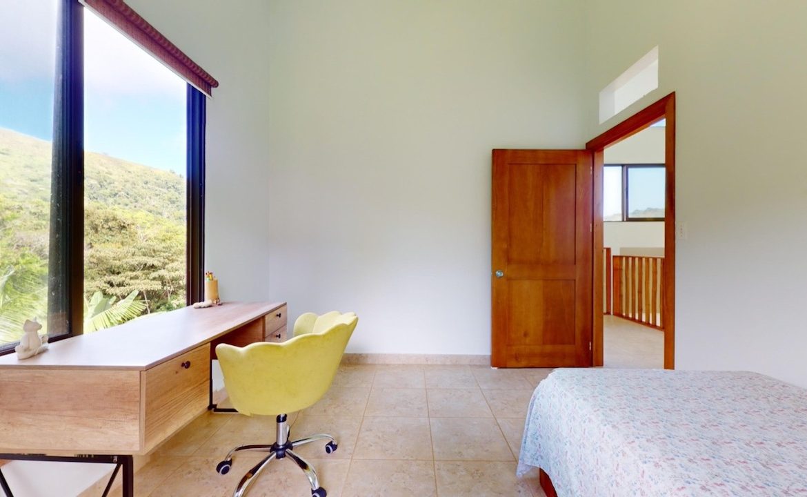 A HOLISTIC SANCTUARY IN SERENITY GARDENS – 1.03 ACRES