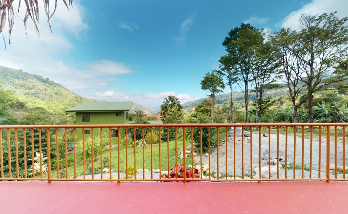 A HOLISTIC SANCTUARY IN SERENITY GARDENS – 1.03 ACRES