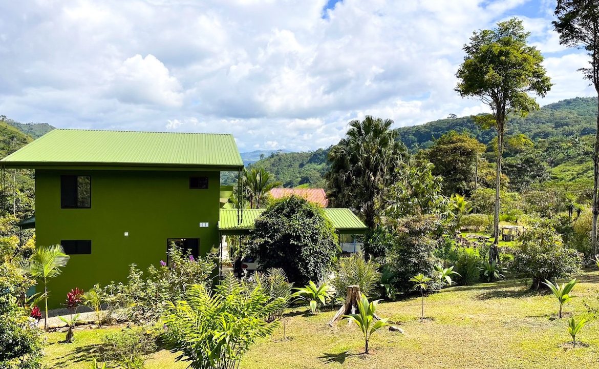 A HOLISTIC SANCTUARY IN SERENITY GARDENS – 1.03 ACRES