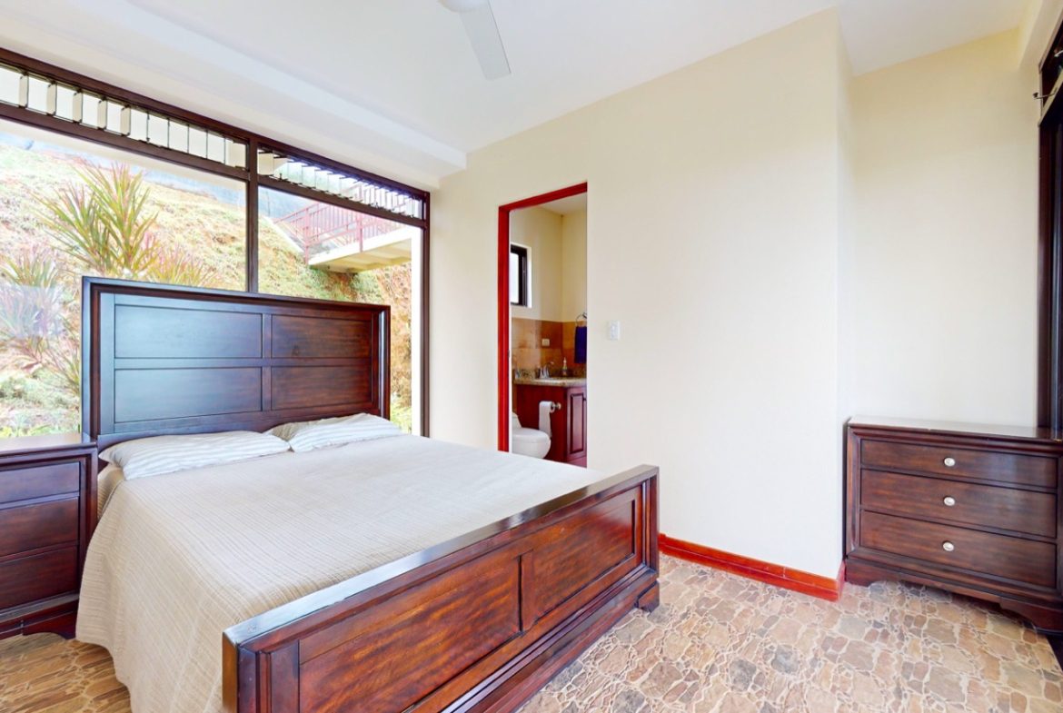 3-BEDROOM OCEAN VIEW HOME IN GATED COMMUNITY – 0.24 ACRES